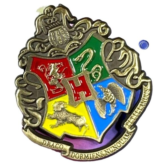 Crest Shield Lapel Pin Draco H Emblem Brooch Badge Accessories Jewelry Gift Pin - Picture 1 of 6